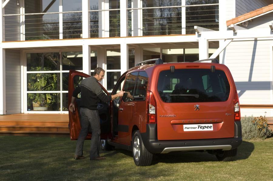  Peugeot Partner Tepee OutDoor 2008 года  (фото 47 из 84)